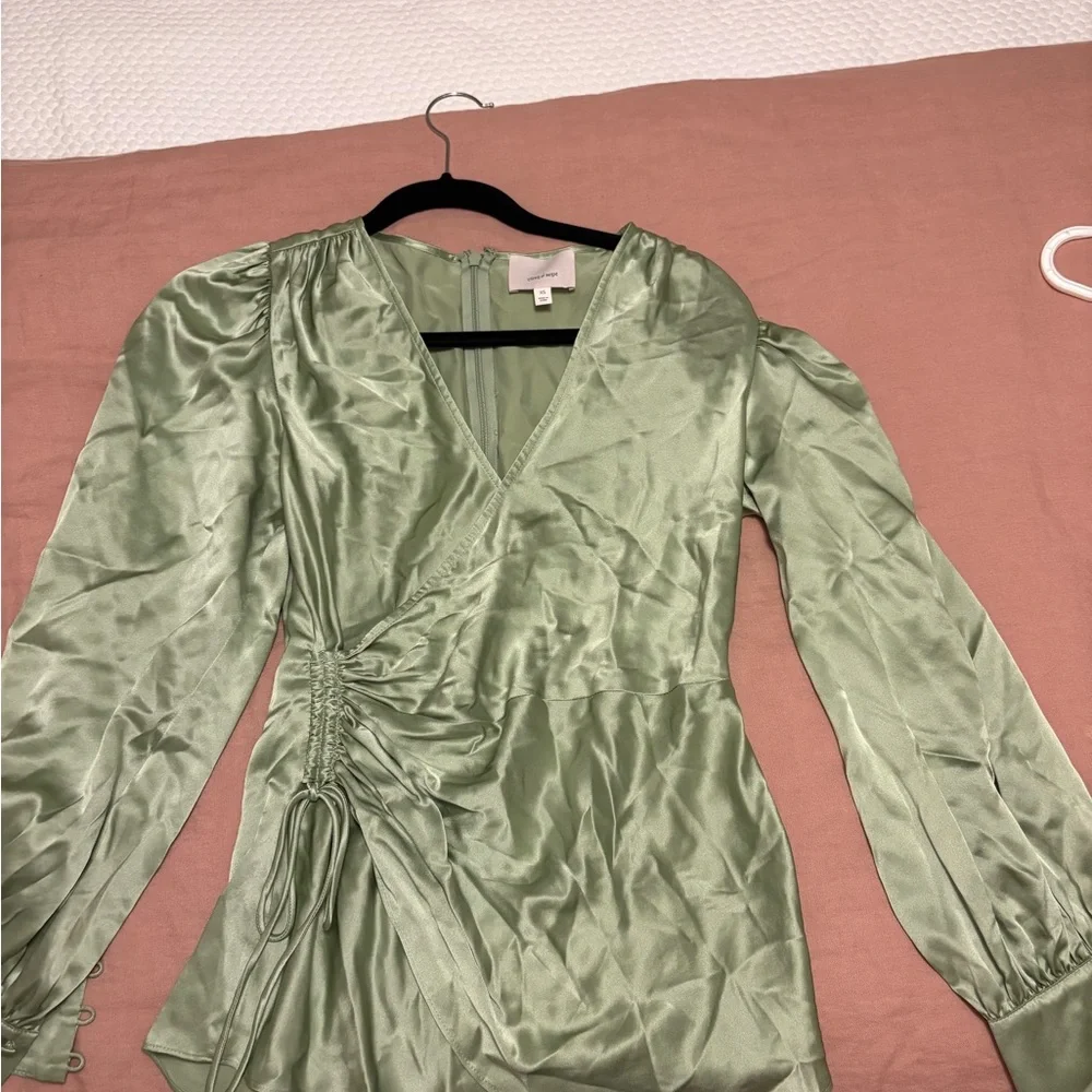 Cinq a Sept Light Green Satin Top - Picture 1 of 3